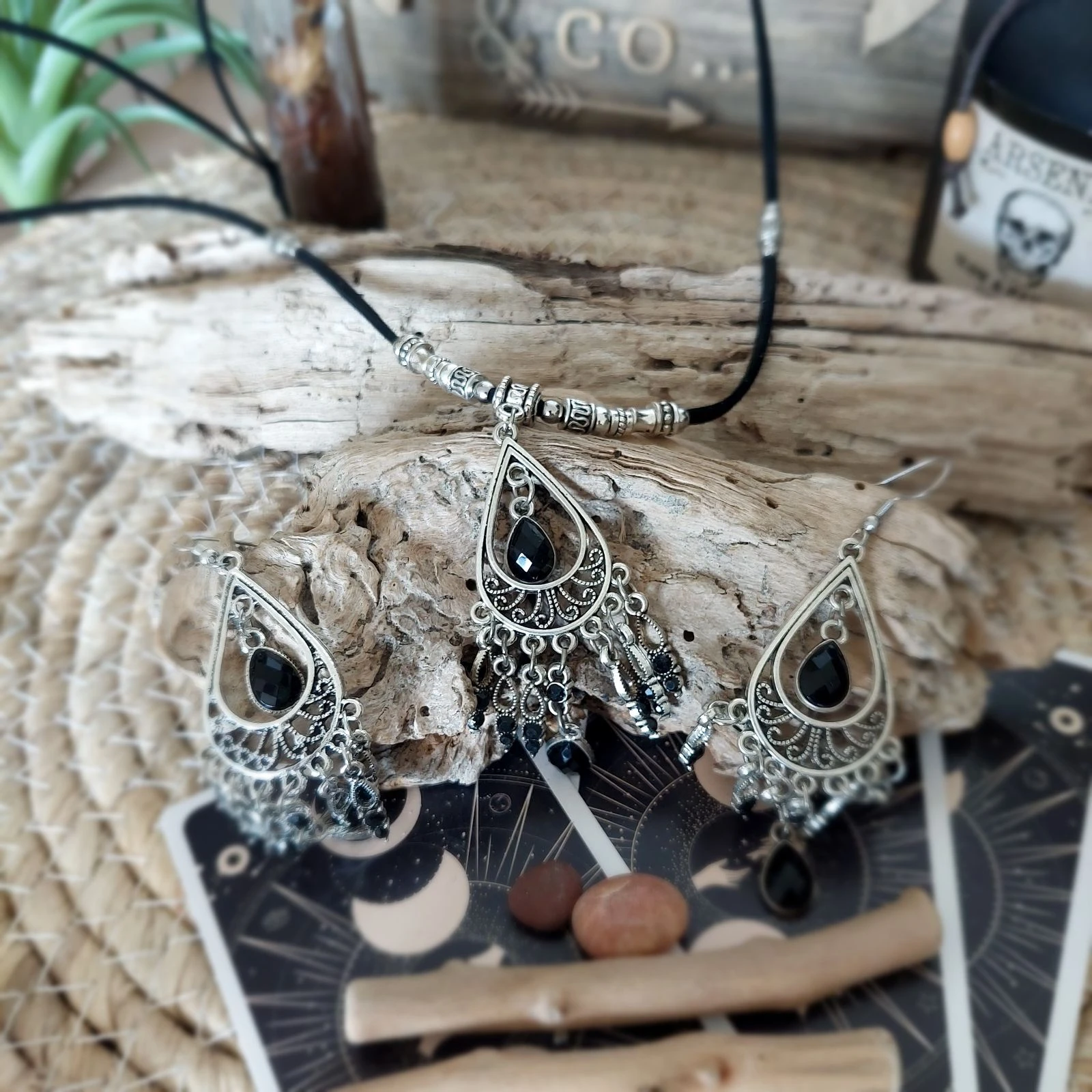 Parure boho baroque, cascade strass noir, sautoir noir multiperles